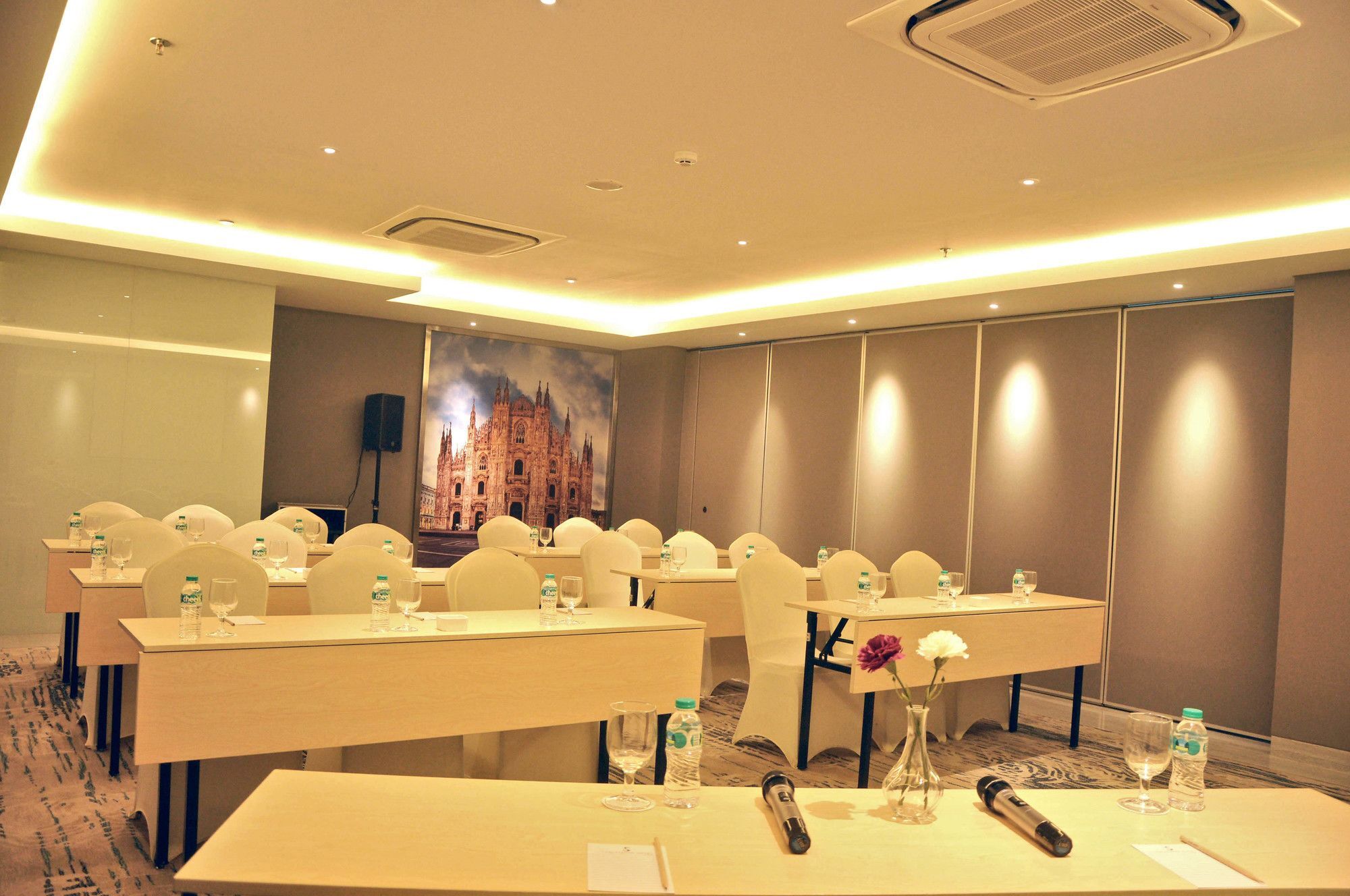 Grand Picasso Hotel Jakarta Kültér fotó